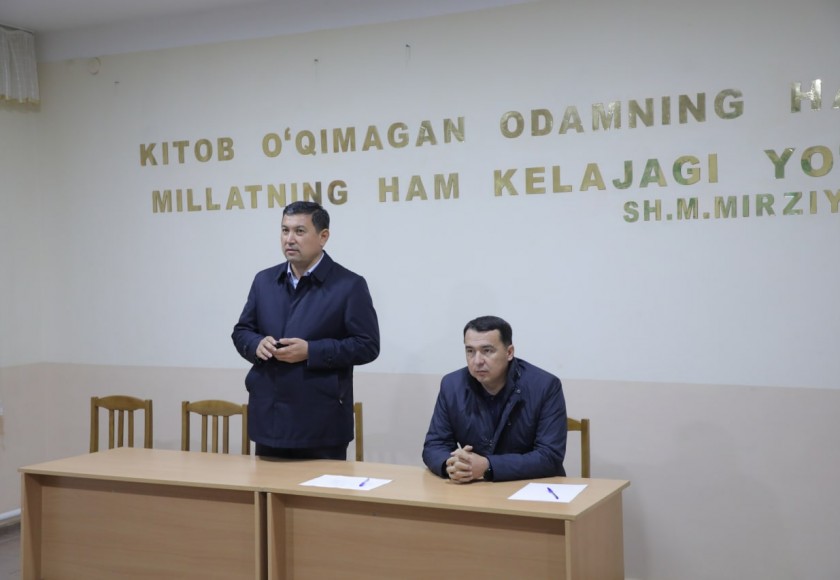 Ҳоким ва маҳалладаги ёшлар етакчилари учрашуви